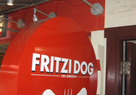 Fritzi Dog – Los Angeles