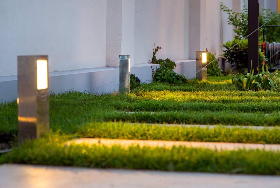 Architectural Outdoor Path Lights
